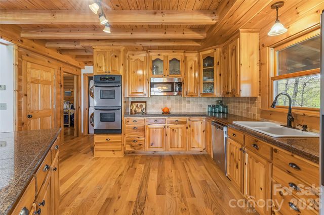 295 Outback Trail 29, Nebo, NC 28761