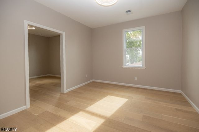 120 W Linden Ave, Linden City, NJ 07036