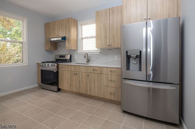 120 W Linden Ave, Linden City, NJ 07036