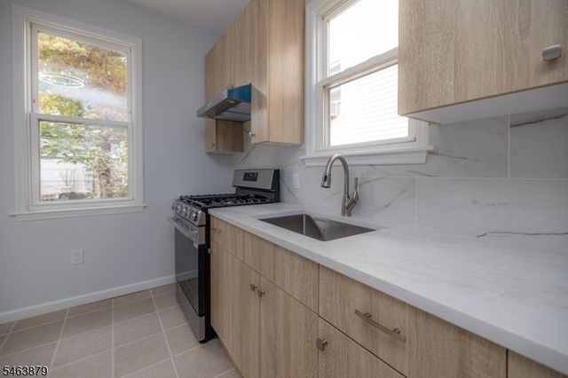 120 W Linden Ave, Linden City, NJ 07036