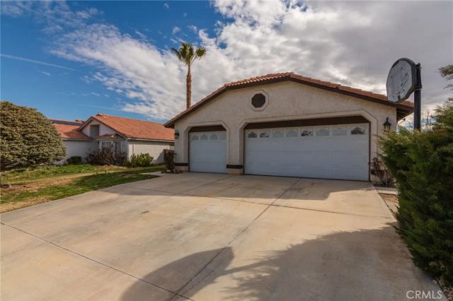 12835 Palo Alto Drive, Victorville, CA 92392