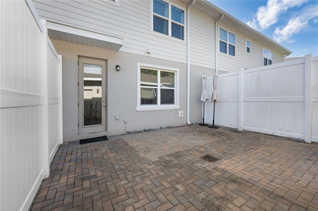 6208 ARALIA IVY LANE, Winter Garden, FL 34787