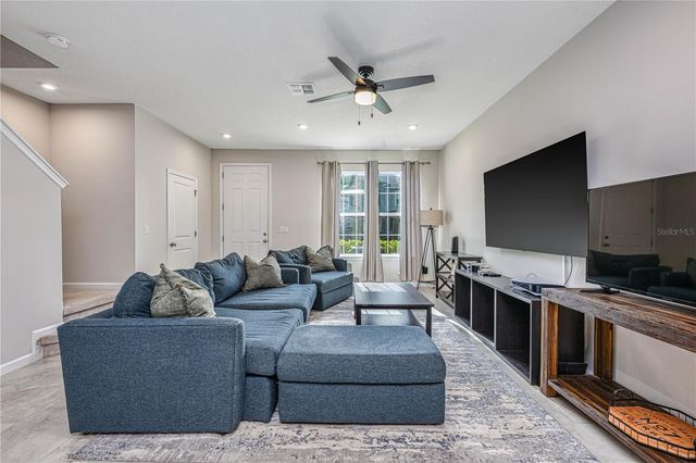 6208 ARALIA IVY LANE, Winter Garden, FL 34787