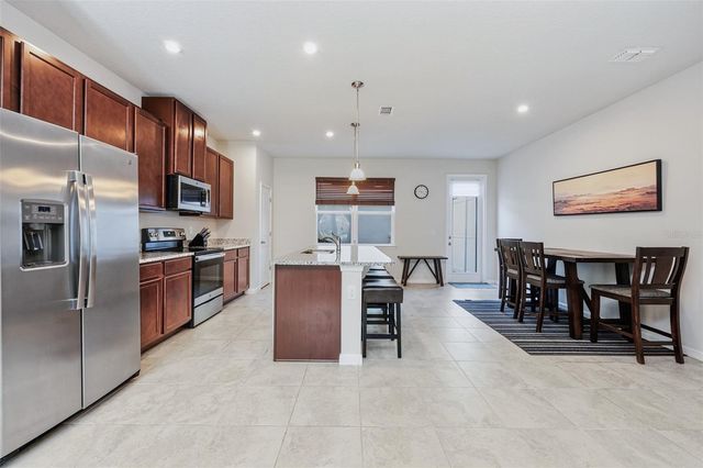 6208 ARALIA IVY LANE, Winter Garden, FL 34787