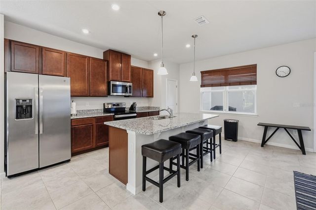 6208 ARALIA IVY LANE, Winter Garden, FL 34787