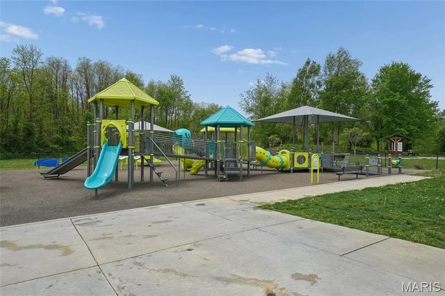 2530 Trojan Circle, Troy, MO 63379