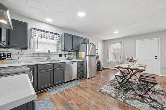 2530 Trojan Circle, Troy, MO 63379
