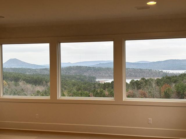 21423 Waterview Drive, Roland, AR 72135