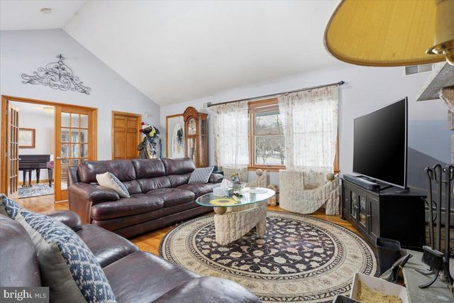 130 BRITTANY DR, Albrightsville, PA 18210