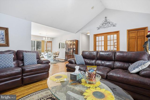 130 BRITTANY DR, Albrightsville, PA 18210