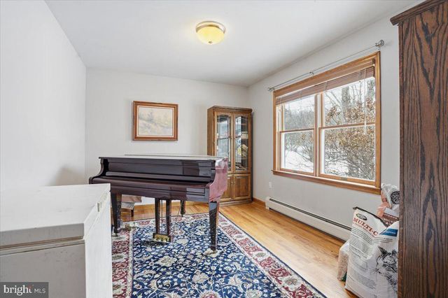 130 BRITTANY DR, Albrightsville, PA 18210