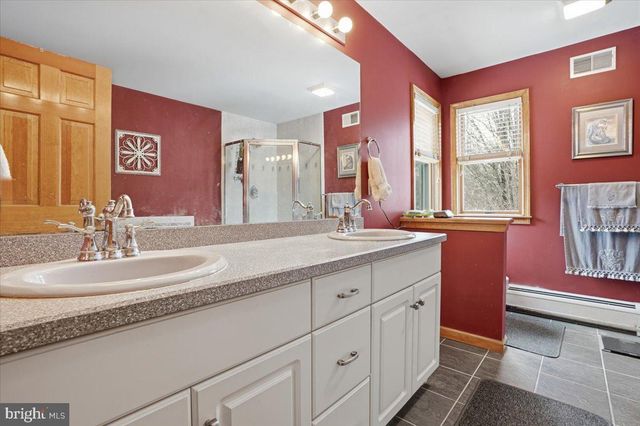 130 BRITTANY DR, Albrightsville, PA 18210