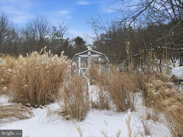 130 BRITTANY DR, Albrightsville, PA 18210