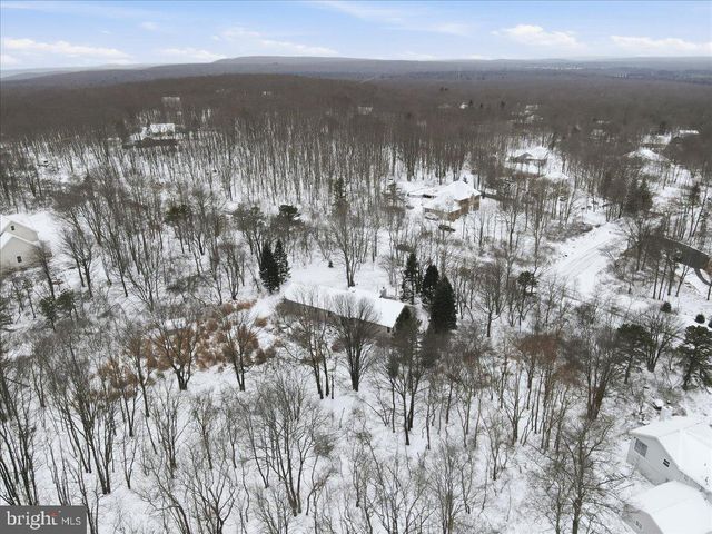 130 BRITTANY DR, Albrightsville, PA 18210