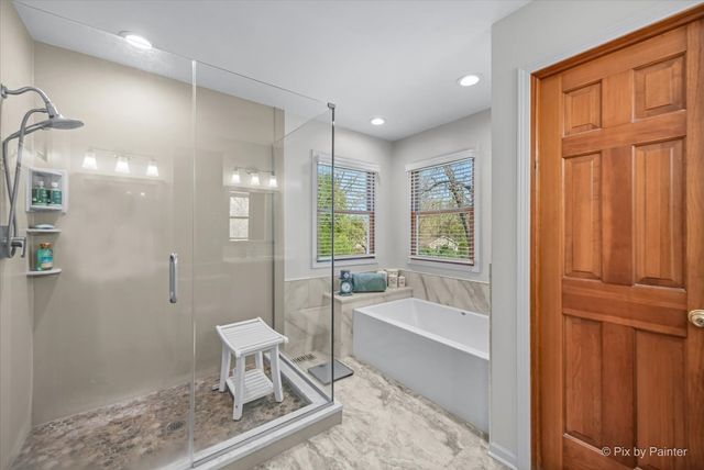 24634 N Beachway, Cary, IL 60013