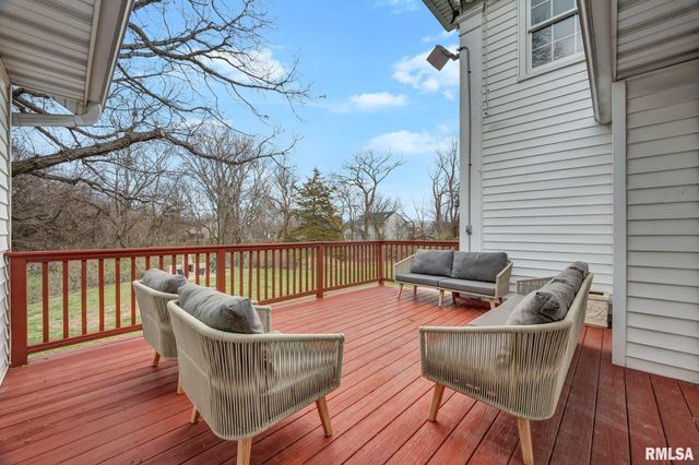 6526 N Saint Marys Road, Peoria, IL 61614