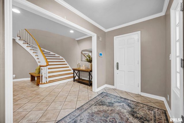 6526 N Saint Marys Road, Peoria, IL 61614