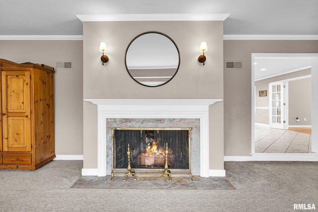 6526 N Saint Marys Road, Peoria, IL 61614