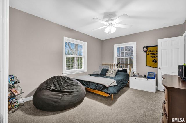 6526 N Saint Marys Road, Peoria, IL 61614