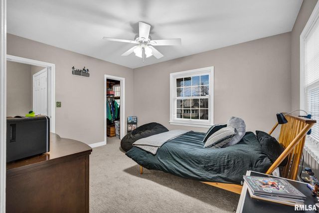 6526 N Saint Marys Road, Peoria, IL 61614