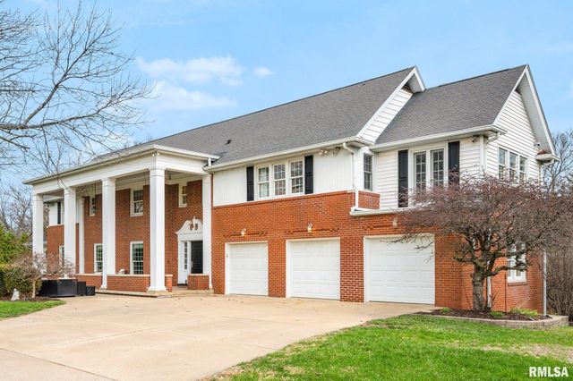 6526 N Saint Marys Road, Peoria, IL 61614