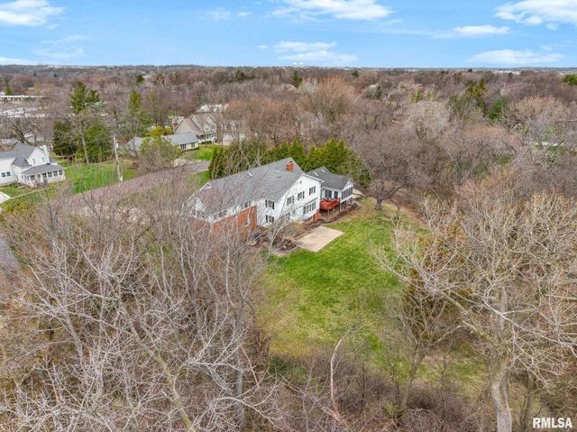 6526 N Saint Marys Road, Peoria, IL 61614