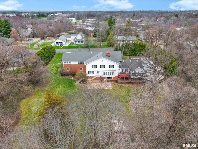 6526 N Saint Marys Road, Peoria, IL 61614