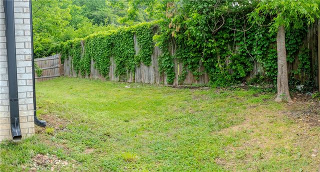 517 N Oak Hill Street, Siloam Springs, AR 72761