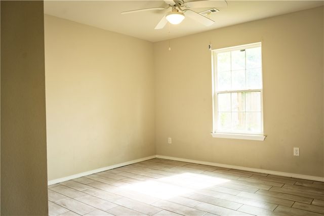 517 N Oak Hill Street, Siloam Springs, AR 72761