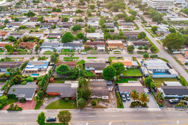 4730 W 8th Avenue, Hialeah, FL 33012