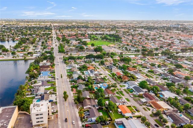 4730 W 8th Avenue, Hialeah, FL 33012