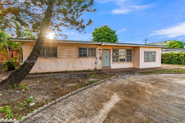 4730 W 8th Avenue, Hialeah, FL 33012