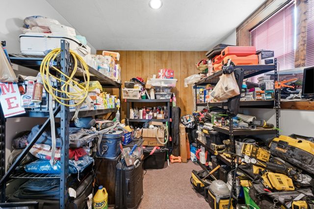 198 Clearview Rd, Cottontown, TN 37048