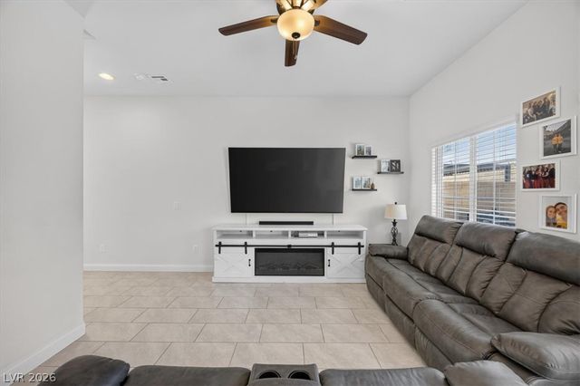 132 Denette Lane, North Las Vegas, NV 89031