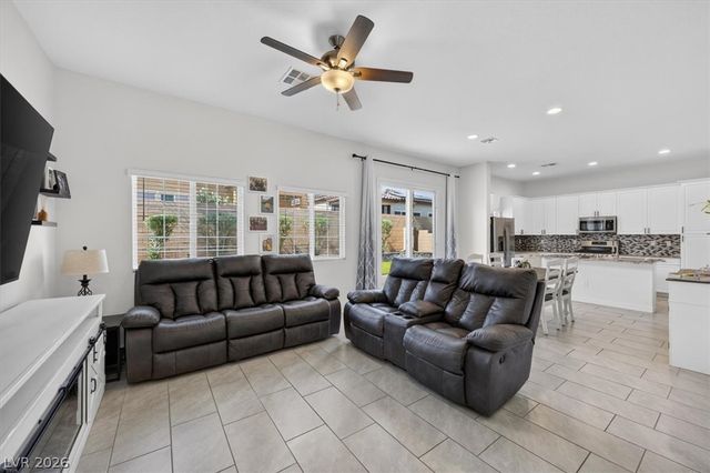132 Denette Lane, North Las Vegas, NV 89031