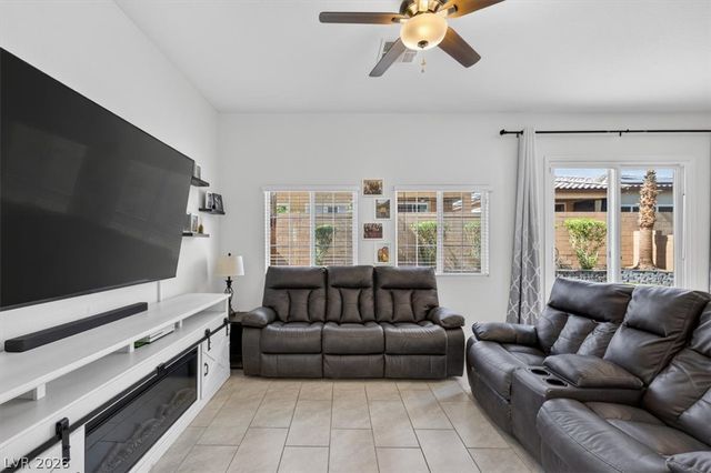 132 Denette Lane, North Las Vegas, NV 89031