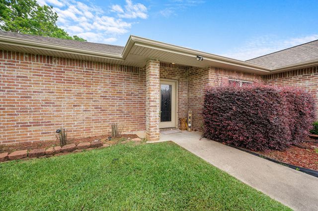 1713 Brookhaven, Deridder, LA 70634