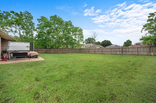 1713 Brookhaven, Deridder, LA 70634