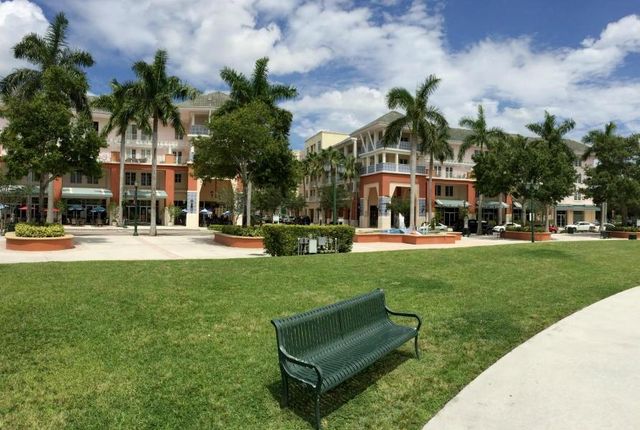 1152 University Boulevard 12, Jupiter, FL 33458