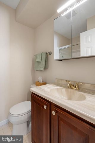 5606 ROUNDTREE DR, Woodbridge, VA 22193