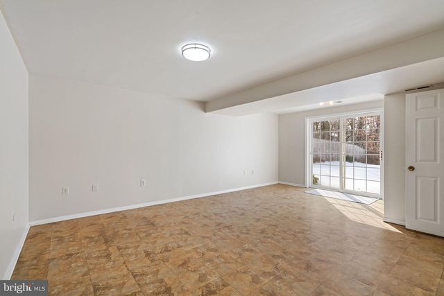 5606 ROUNDTREE DR, Woodbridge, VA 22193