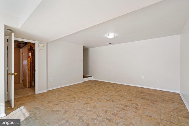 5606 ROUNDTREE DR, Woodbridge, VA 22193