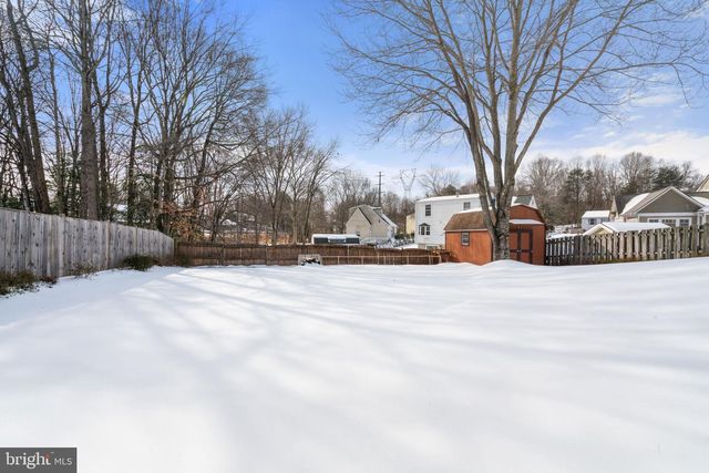 5606 ROUNDTREE DR, Woodbridge, VA 22193