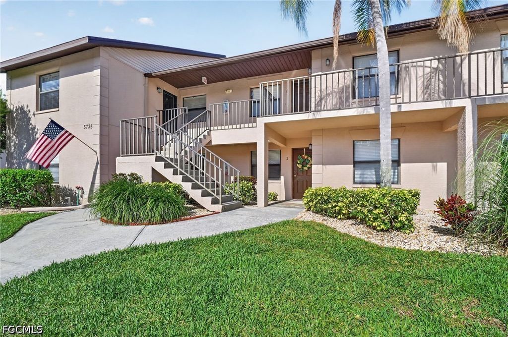 5735 Foxlake DR 2, North Fort Myers, FL 33917