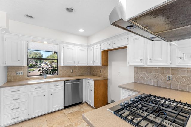 1703 Woodland Springs Street, Houston, TX 77077