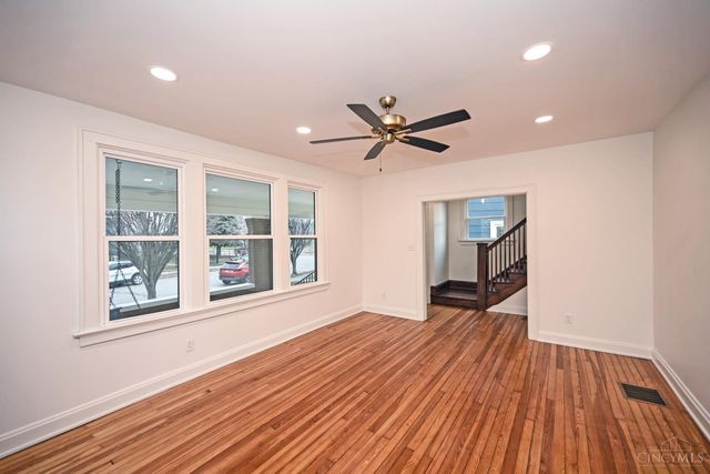 3067 Henshaw Avenue, Cincinnati, OH 45225