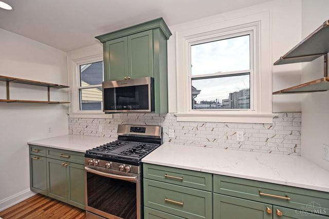 3067 Henshaw Avenue, Cincinnati, OH 45225