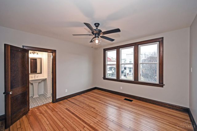 3067 Henshaw Avenue, Cincinnati, OH 45225