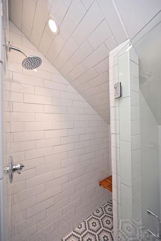 3067 Henshaw Avenue, Cincinnati, OH 45225