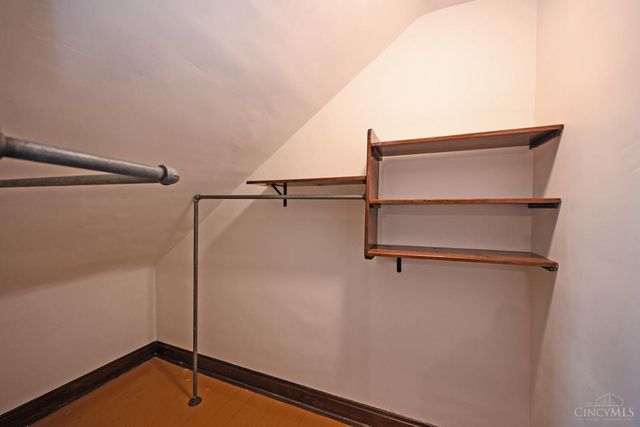 3067 Henshaw Avenue, Cincinnati, OH 45225